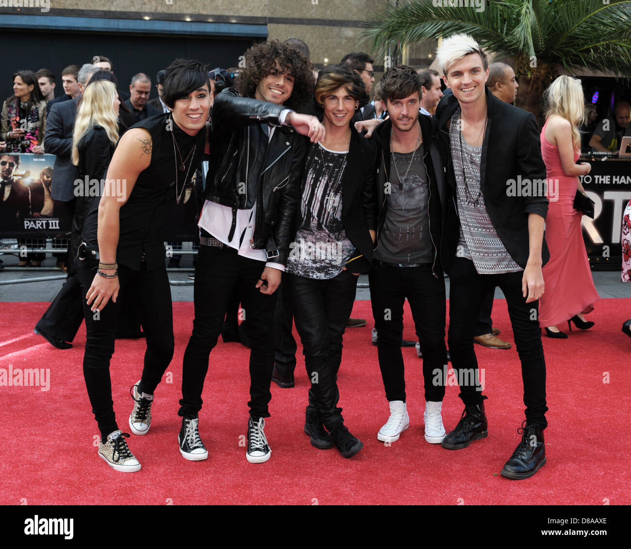 L'avenir Kicks assiste à la première européenne de The Hangover Part III le 22/05/2013 à l'Empire Leicester Square, Londres. Les personnes sur la photo : bande de garçon, Future Kicks. Photo par Julie Edwards Banque D'Images