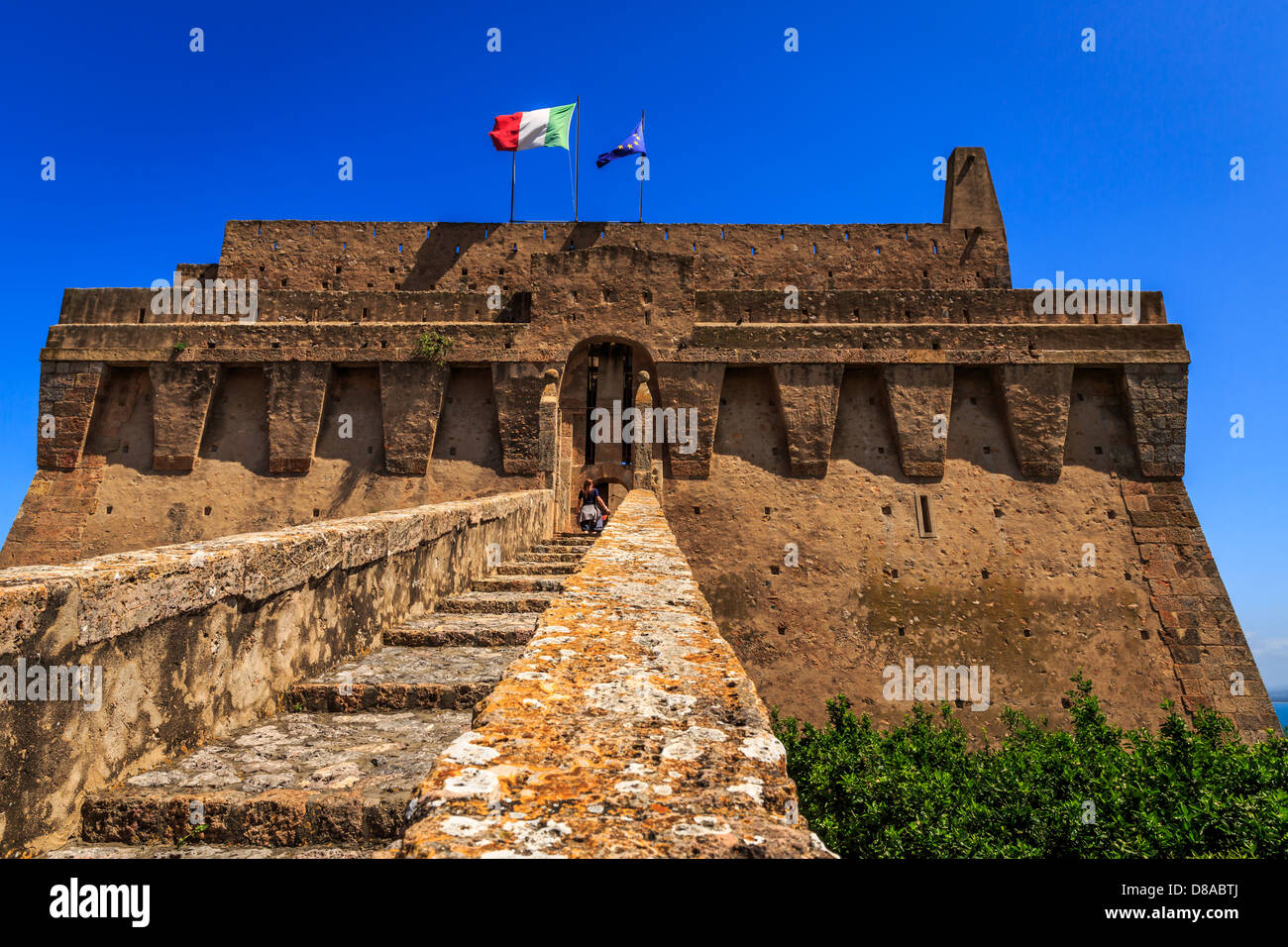 Le Fort espagnol à Porto Santo Stefano, Monte Argentario, Maremma, Province de Grosseto, Toscane, Italie Banque D'Images