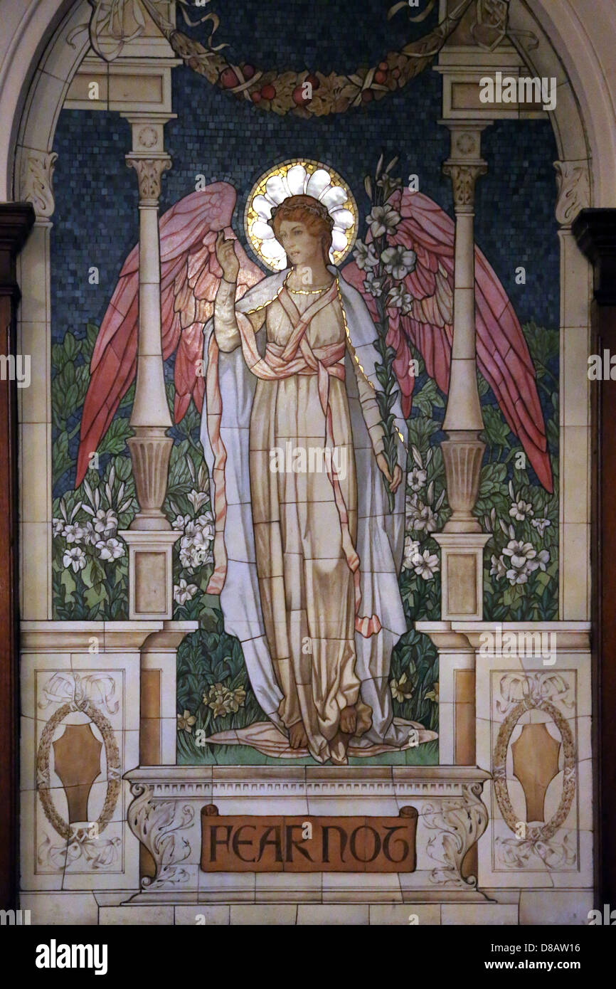 Southwark London Angleterre 18e siècle Chapelle du gars pas la peur de l'Archange Gabriel Mosaïque Banque D'Images