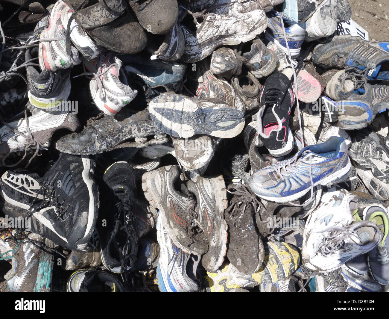 Chaussures boueuses Banque D'Images