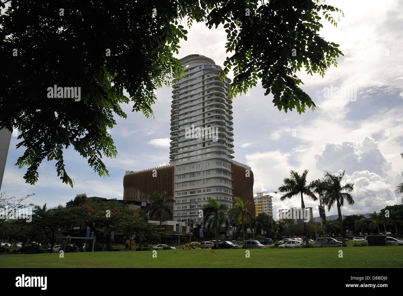 Calice Tower Condominium/Office Building IL Park Cebu City aux Philippines Banque D'Images