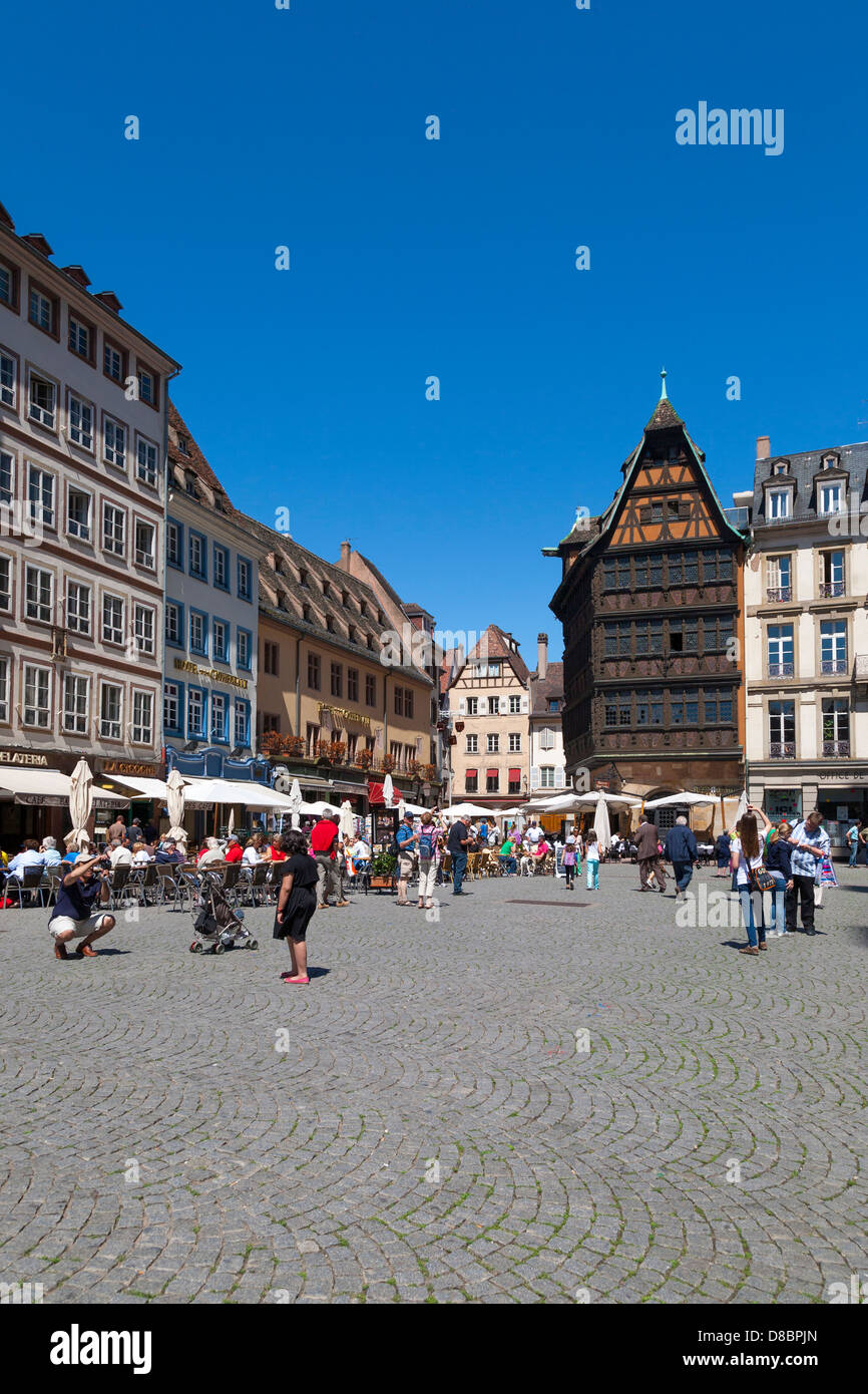 La Maison Kammerzell, dans Cathedral Plaza, l'un des bâtiments les plus célèbres de Strasbourg Alsace France Banque D'Images