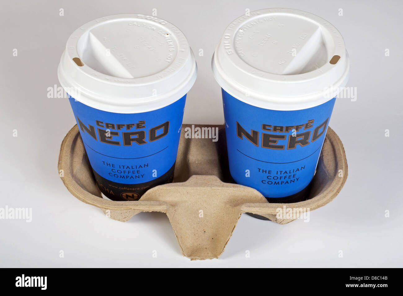 Cafe Nero à emporter tasses à café Banque D'Images