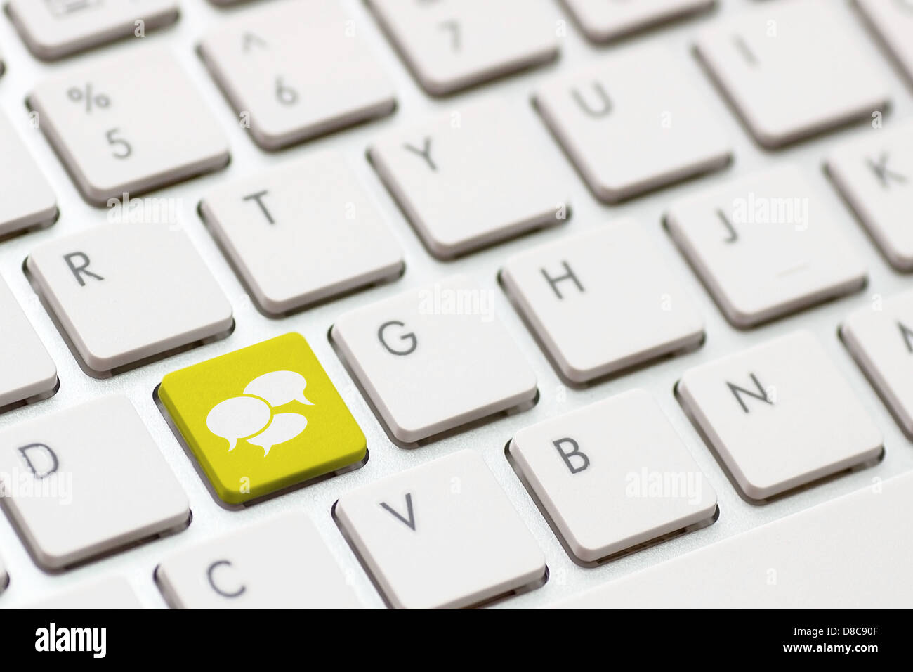 Bouton de médias sociaux sur un clavier avec les bulles. Banque D'Images