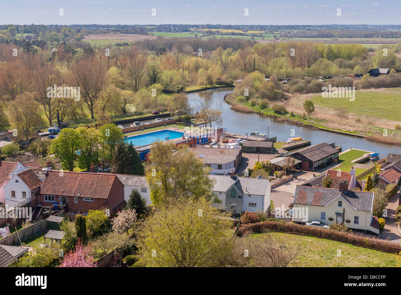Une vue de Beccles Waveney river du haut de la tour de l'église en Beccles , Suffolk , Angleterre , Angleterre , Royaume-Uni Banque D'Images