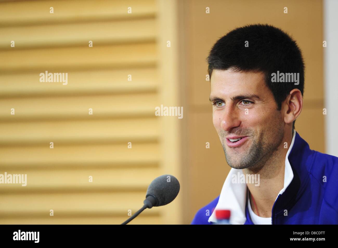 24 05 2013 Paris France. Novak Djokovic Srb Roland Garros tennis open publication presse et dessiner. Banque D'Images
