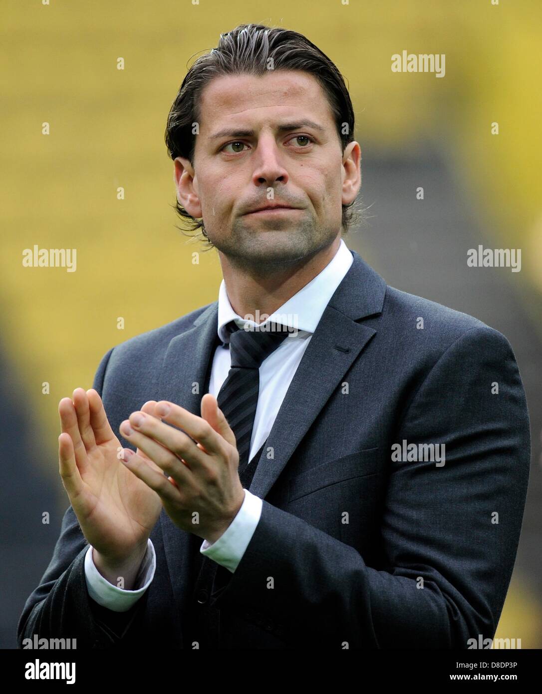 Le Borussia Dortmund Roman Weidenfeller prend part à la réception à l'équipe de Signal-Iduna Park après leur retour dans la région de Dortmund (Allemagne), 26 mai 2013. Bayern Munich Borussia Dortmund battu 2-1 en finale de la Ligue des Champions hier soir. Photo : MARIUS BECKER Banque D'Images