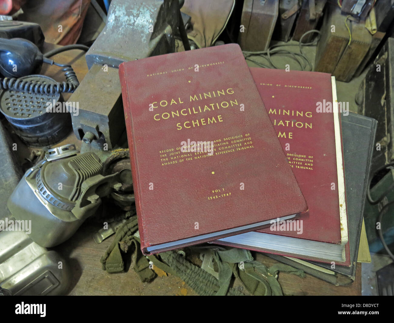 L'extraction du charbon marron ancien régime de Conciliation Guides Banque D'Images