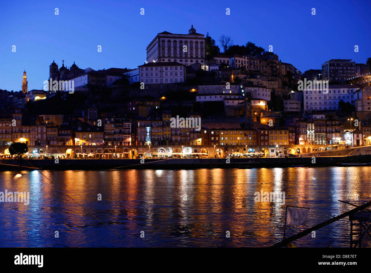 Nuit au fleuve Douro, Porto, Portugal Banque D'Images