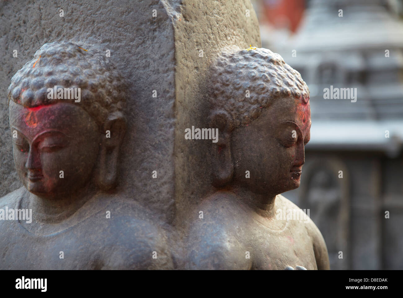 Statues à Swayambhunath Stupa (Site du patrimoine mondial de l'UNESCO), Katmandou, Népal Banque D'Images