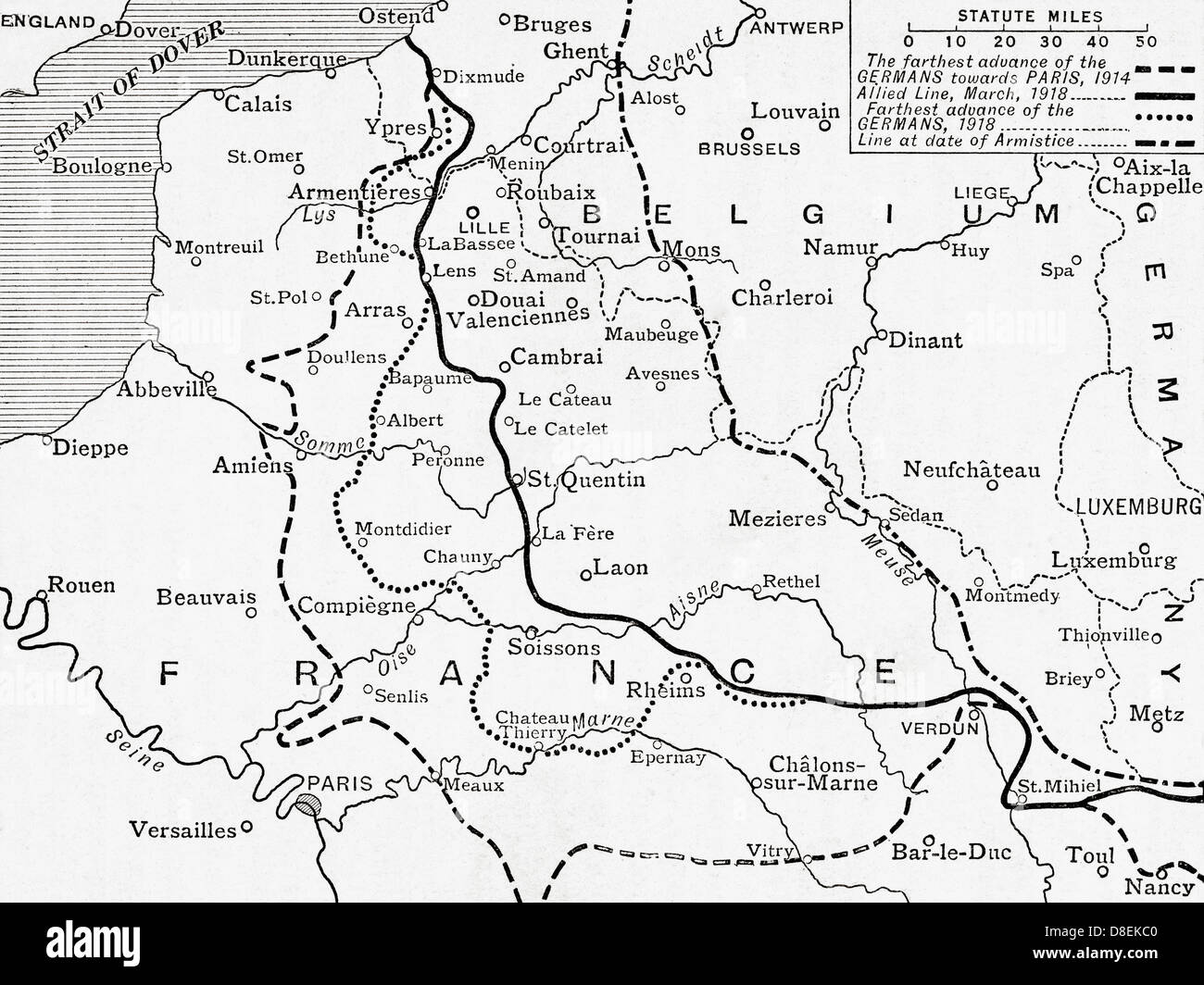 Carte montrant les lignes de l'avance des Allemands en France pendant la Première Guerre mondiale. Banque D'Images