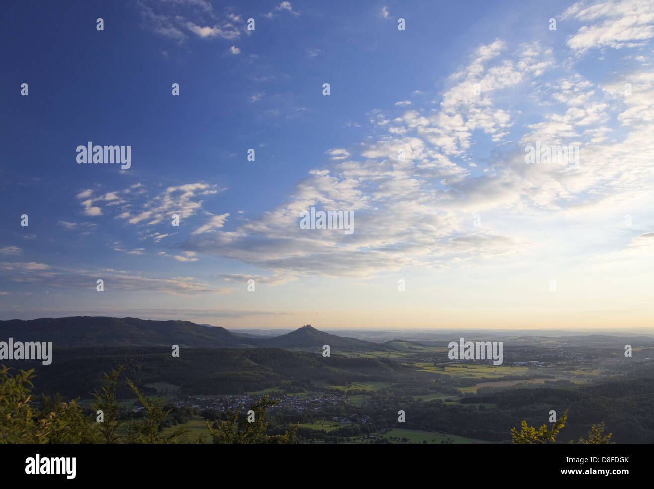 Allemagne, Bade-Wurtemberg, Jura souabe, près de Hechingen, le Château de Hohenzollern, Coucher de soleil, paisible, harmonieux, Banque D'Images