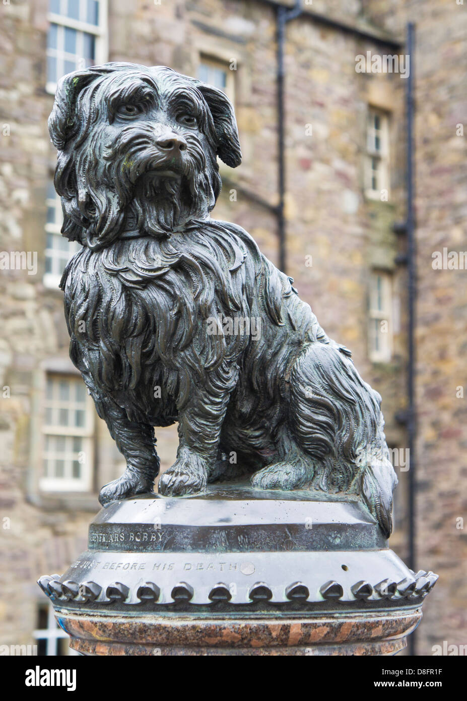 Monument de Grayfriars Bobby à l'angle de Candlemakers Row et King George IV Bridge Edinburgh Scotland UK GB Europe Banque D'Images