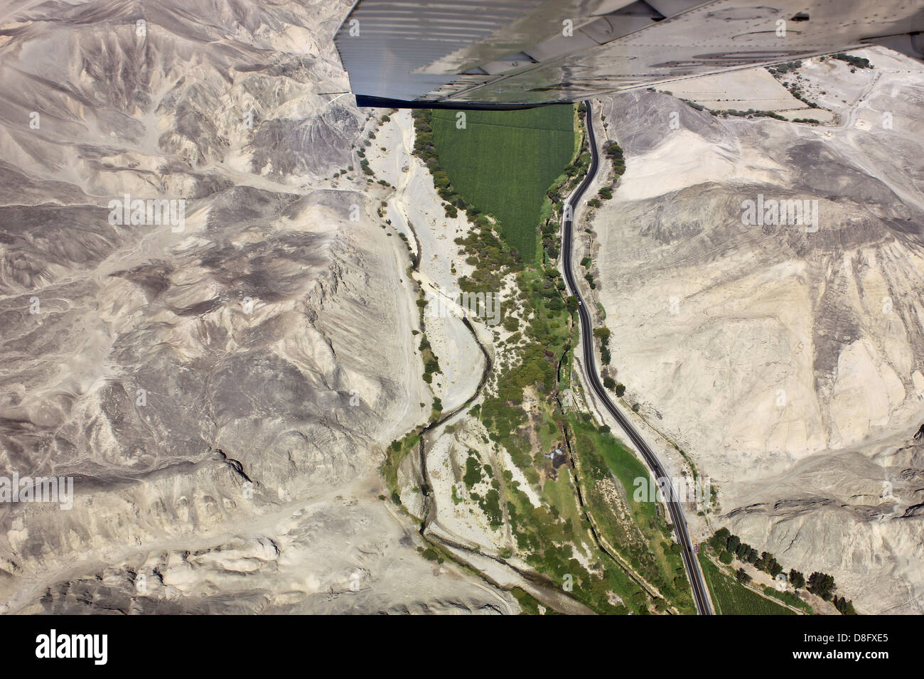 Route près de Nazca, Pérou, Amérique du Sud Banque D'Images