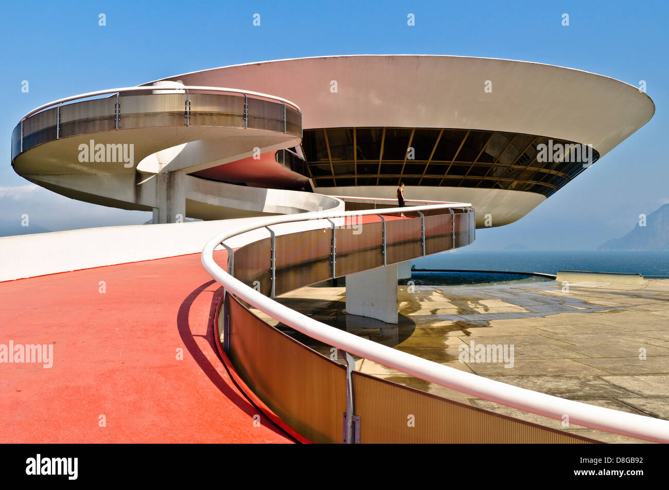 Musée d'Art Contemporain de Niterói par l'architecte Oscar Niemeyer Banque D'Images