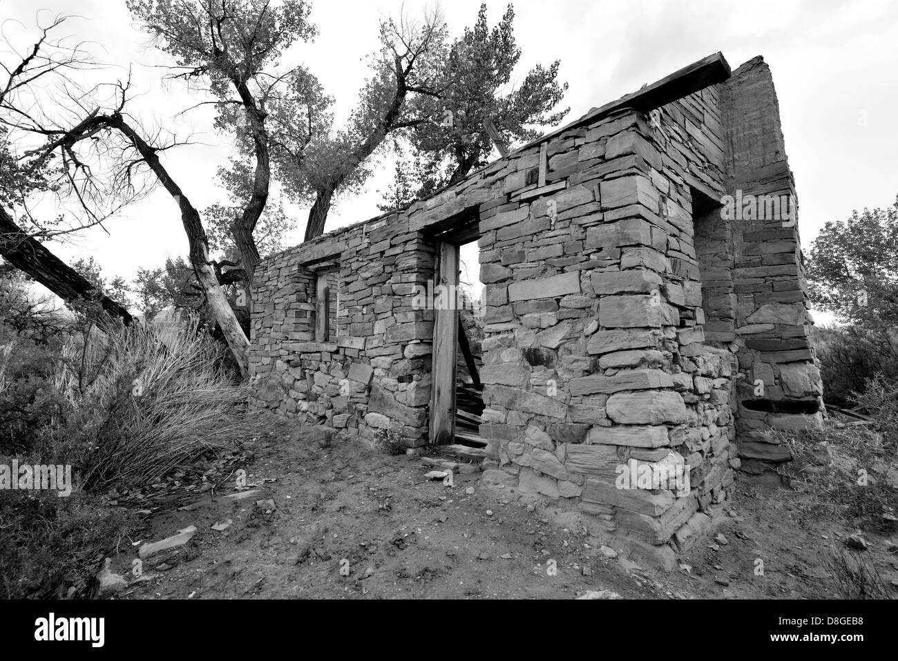 Ruines d'une maison en pierre dans la région de Blue Valley, Utah. Banque D'Images