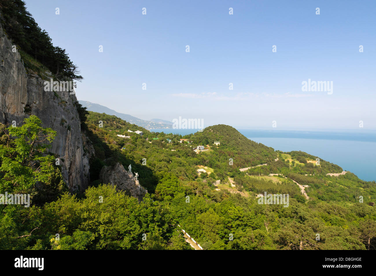 Vue depuis la Crimée montagnes vers la mer Noire, Yalta, Crimée, Ukraine Banque D'Images