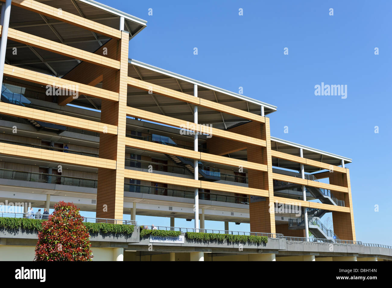 Stand d'Ascot, Berkshire, Angleterre, Royaume-Uni. Banque D'Images