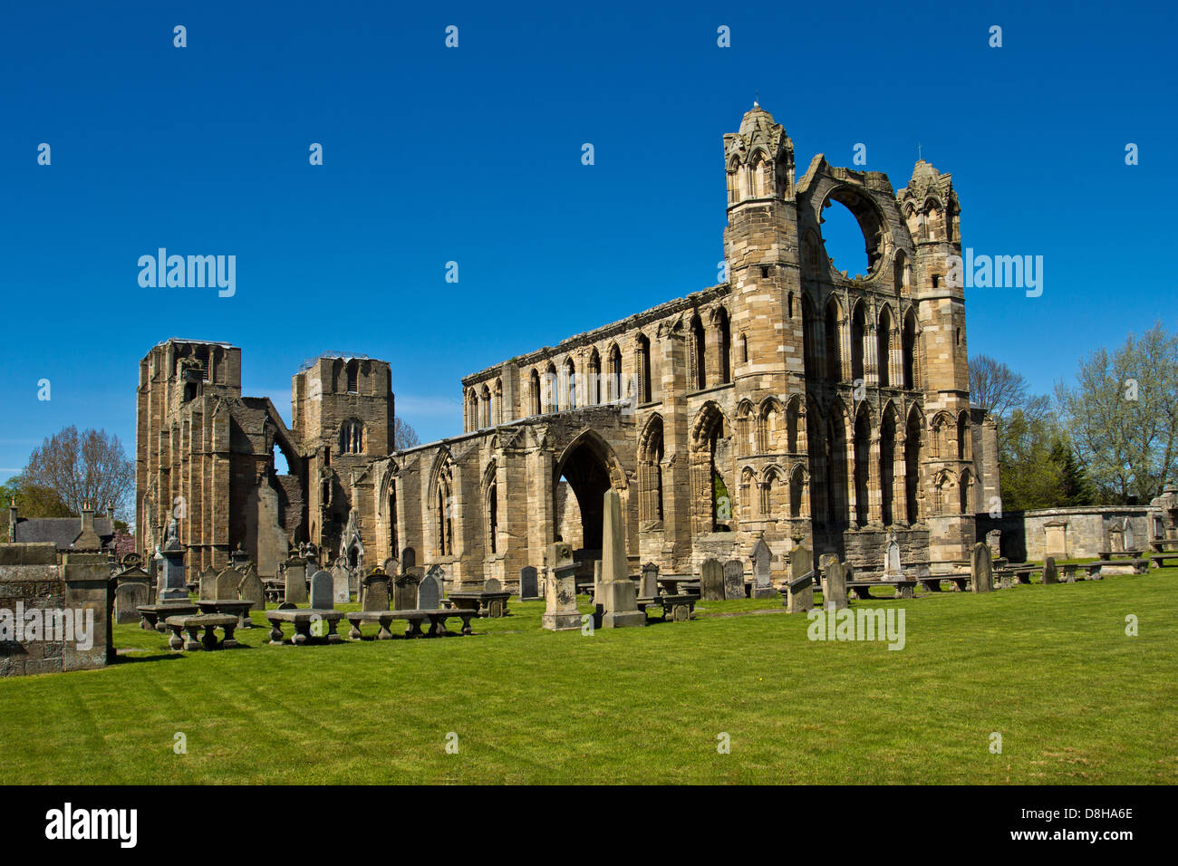 Cathédrale d'ELGIN AU DÉBUT DU PRINTEMPS, UNE VUE SUR LA STRUCTURE PRINCIPALE MORAY ECOSSE Banque D'Images