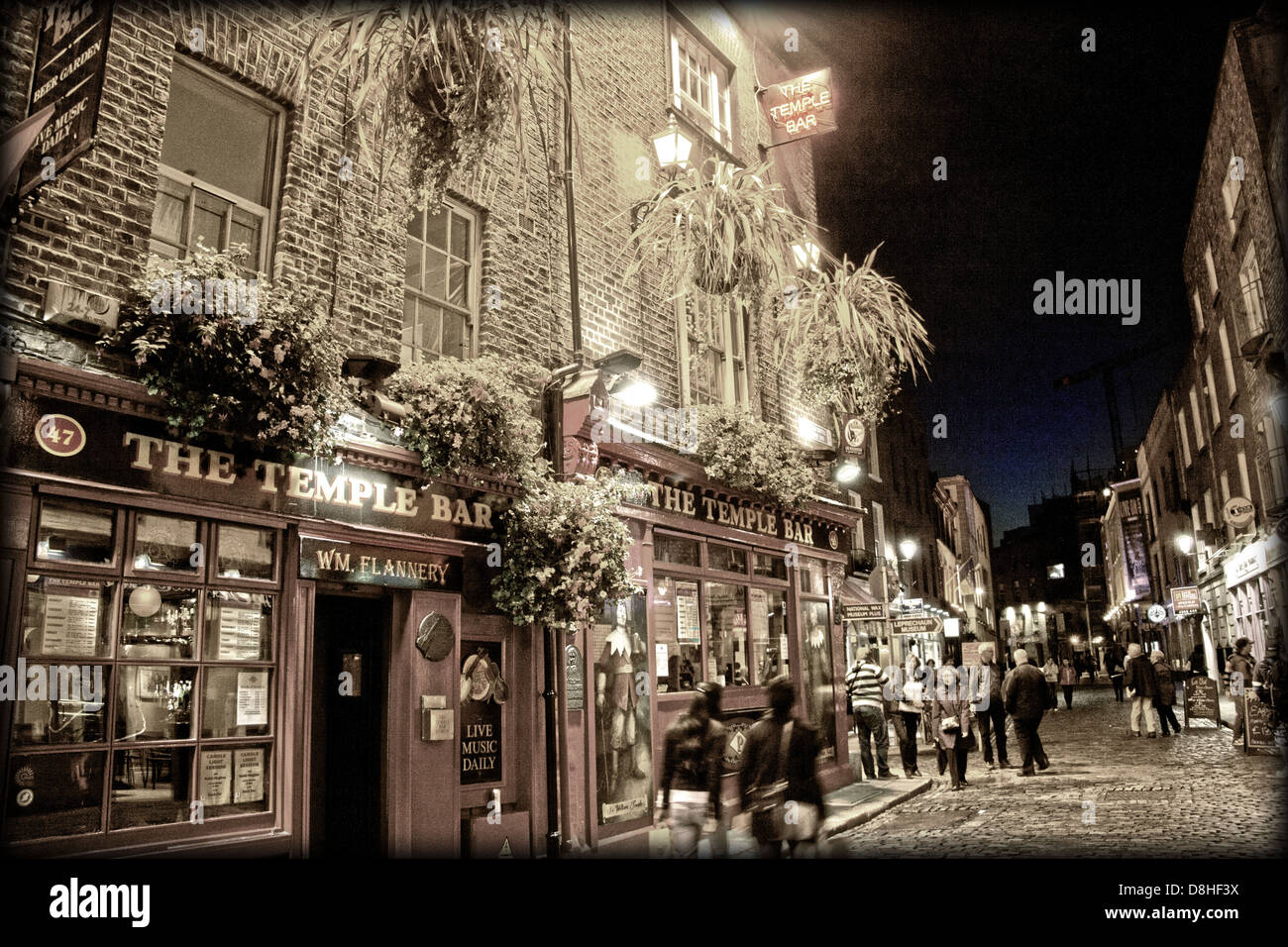 Le Temple Bar à Dublin Irlande Nuit , Europe Banque D'Images