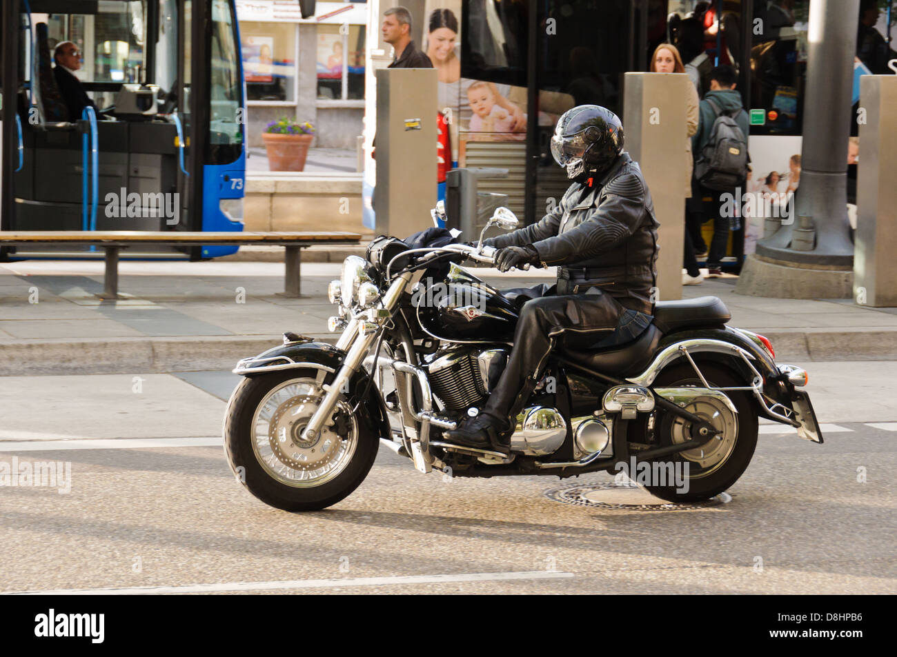 Reportage : les dessous des vêtements moto BMW