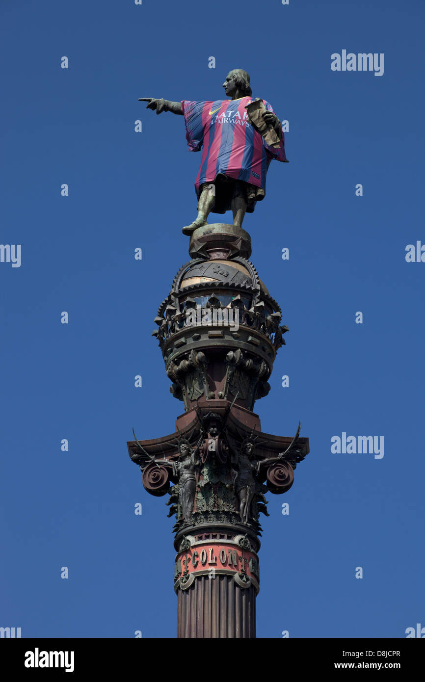 Statue de Christophe Colomb à Barcelone Le Port de Barcelona football shirt Banque D'Images