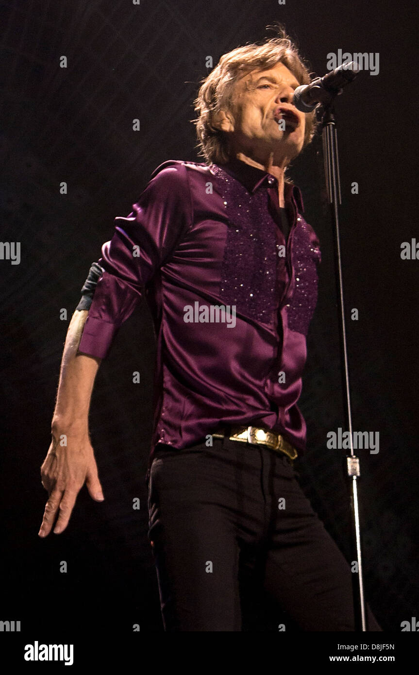 Mick Jagger, chanteur des Rolling Stones effectue pendant leur '50 et le décompte' tour à Toronto, Ontario, Canada. 052513 Banque D'Images