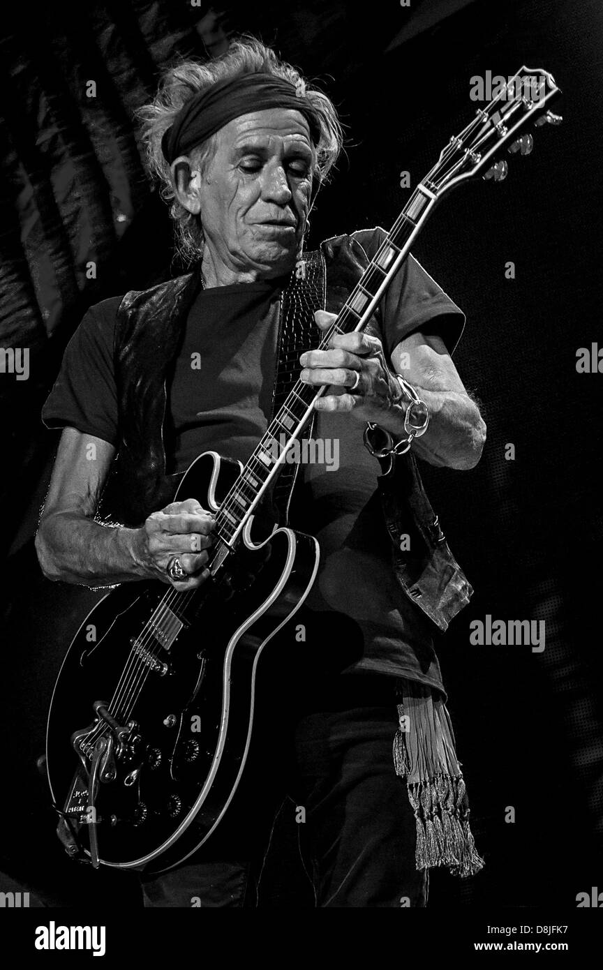 Keith Richards, guitariste des Rolling Stones effectue pendant leur '50 et le décompte' tour à Toronto, au Canada. 052513 Banque D'Images