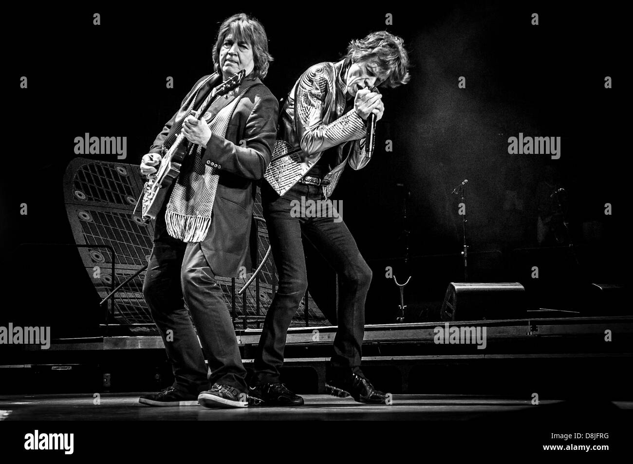 Mick Jagger & Mick Taylor des Rolling Stones pendant leur '50 & compter' tour à Toronto, au Canada. 05.25.13 Centre Air Canada Banque D'Images