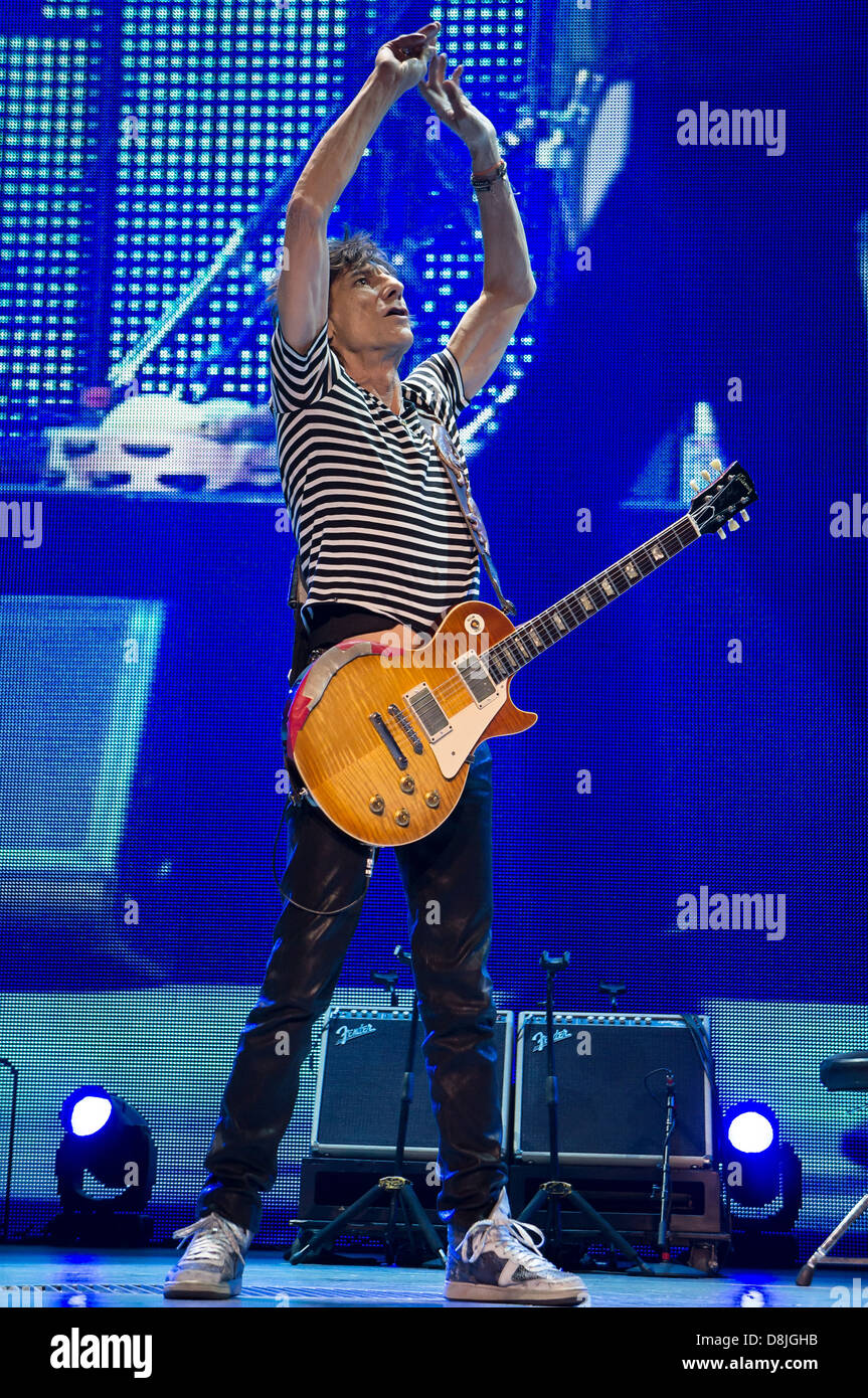 Ronnie Wood, le guitariste des Rolling Stones effectue pendant leur '50 et le décompte' tour à Toronto, Ontario, Canada. 05.25.13 Banque D'Images