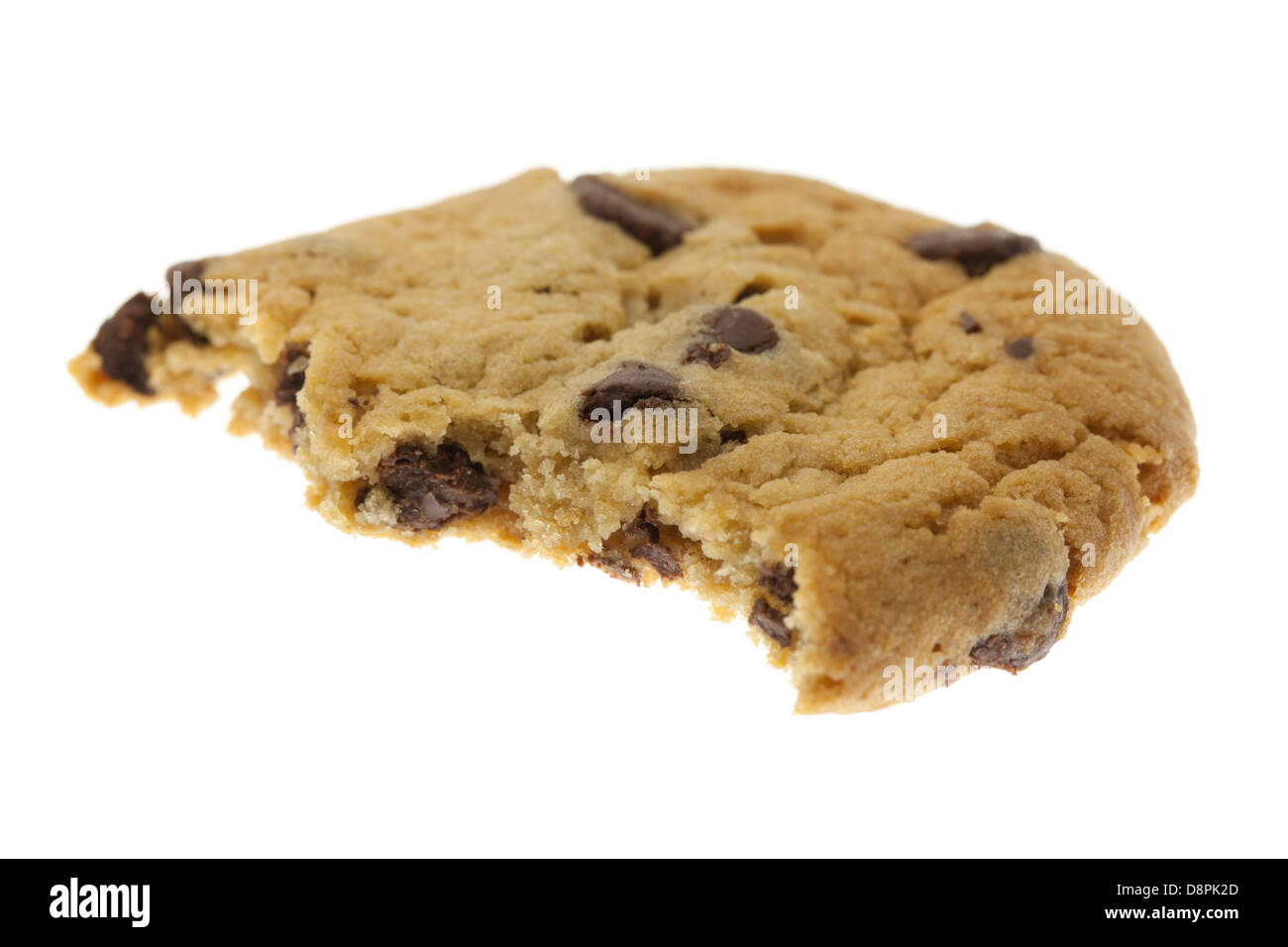 À moitié mangé chocolate chip cookie Banque D'Images