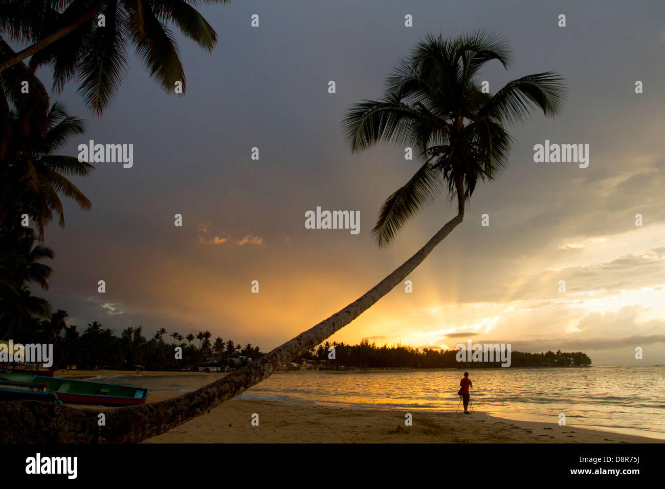 Coucher du soleil à Punta Poppy beach, République dominicaine. Banque D'Images