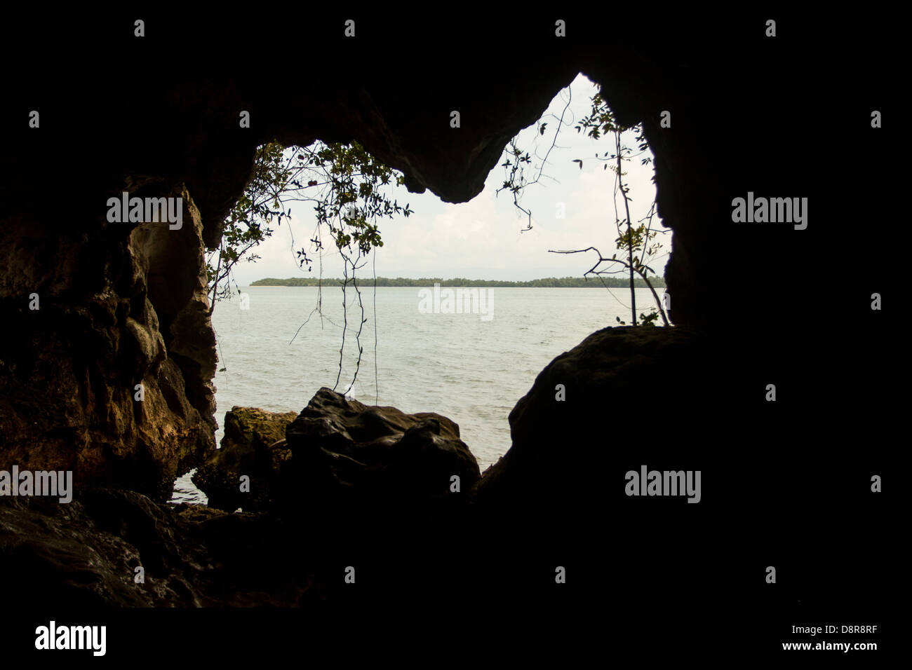 La Arena dans la grotte du parc national Los Haitises, Samana, République dominicaine. Banque D'Images