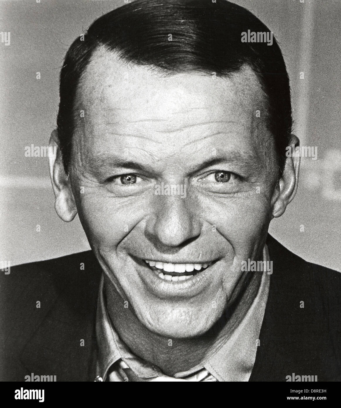 Frank Sinatra sur-ensemble du film, 'Robin et les hottes 7', Warner Bros., 1964 Banque D'Images