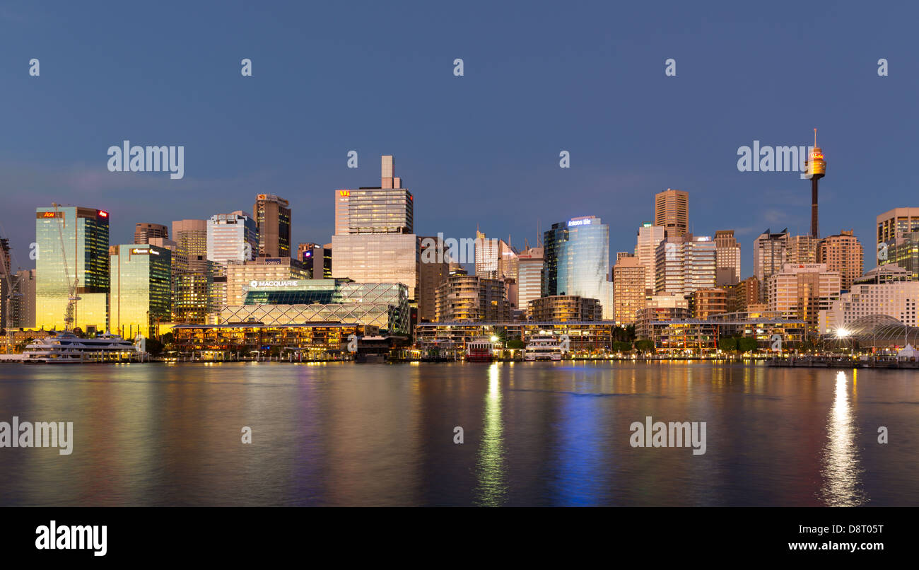 Sydney City skyline at Dusk prises de Pyrmont Banque D'Images
