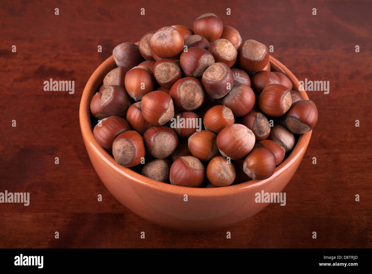 Plat avec noisettes Banque D'Images