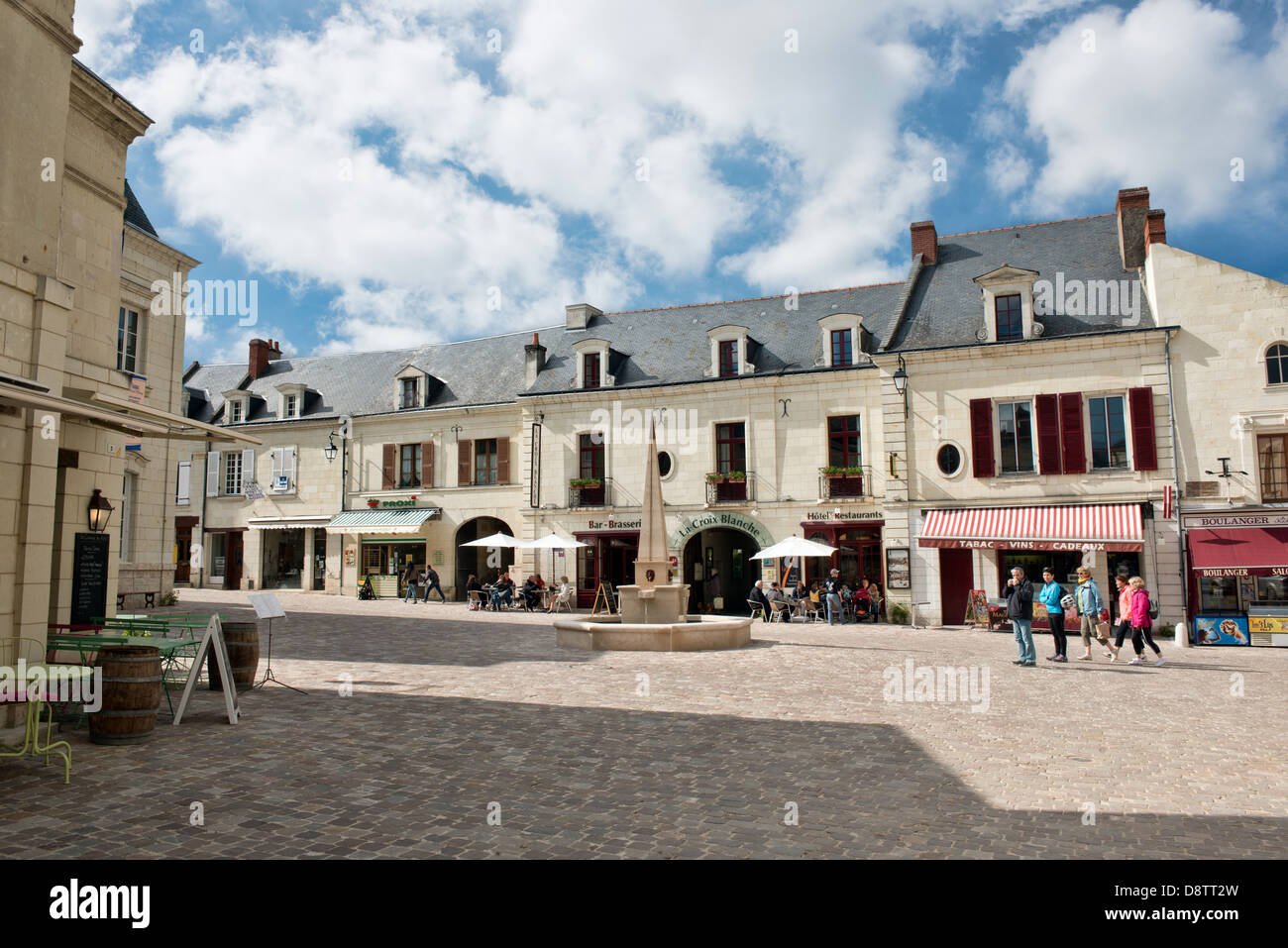 Situé sur la place du village à Fontevraud dans la vallée de la Loire, France. Banque D'Images