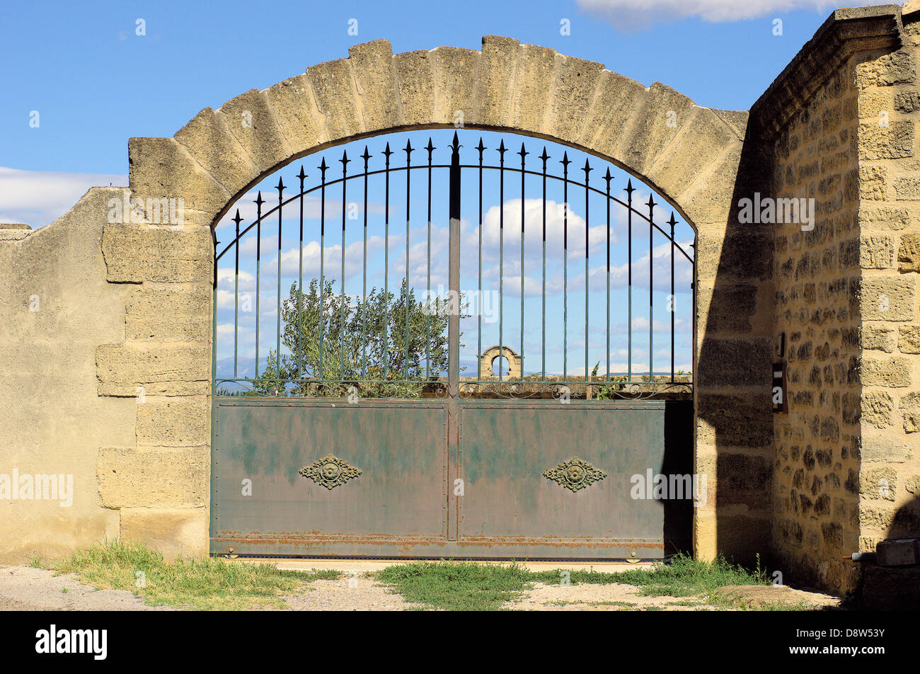 Gate au ciel Provence France Banque D'Images