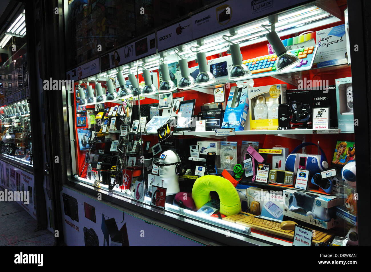 Magasin d lectronique New York City USA Photo Stock Alamy