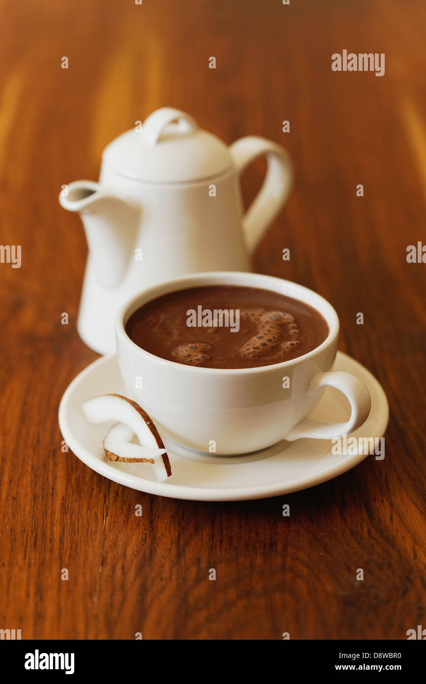 Tasse de chocolat chaud et de chocolat pot Banque D'Images