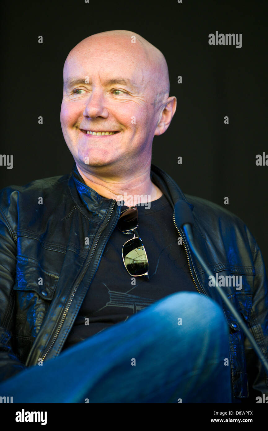 Irvine Welsh romancière et dramaturge écossais photographié à Hay Festival 2013 Hay-on-Wye Powys Pays de Galles UK Banque D'Images