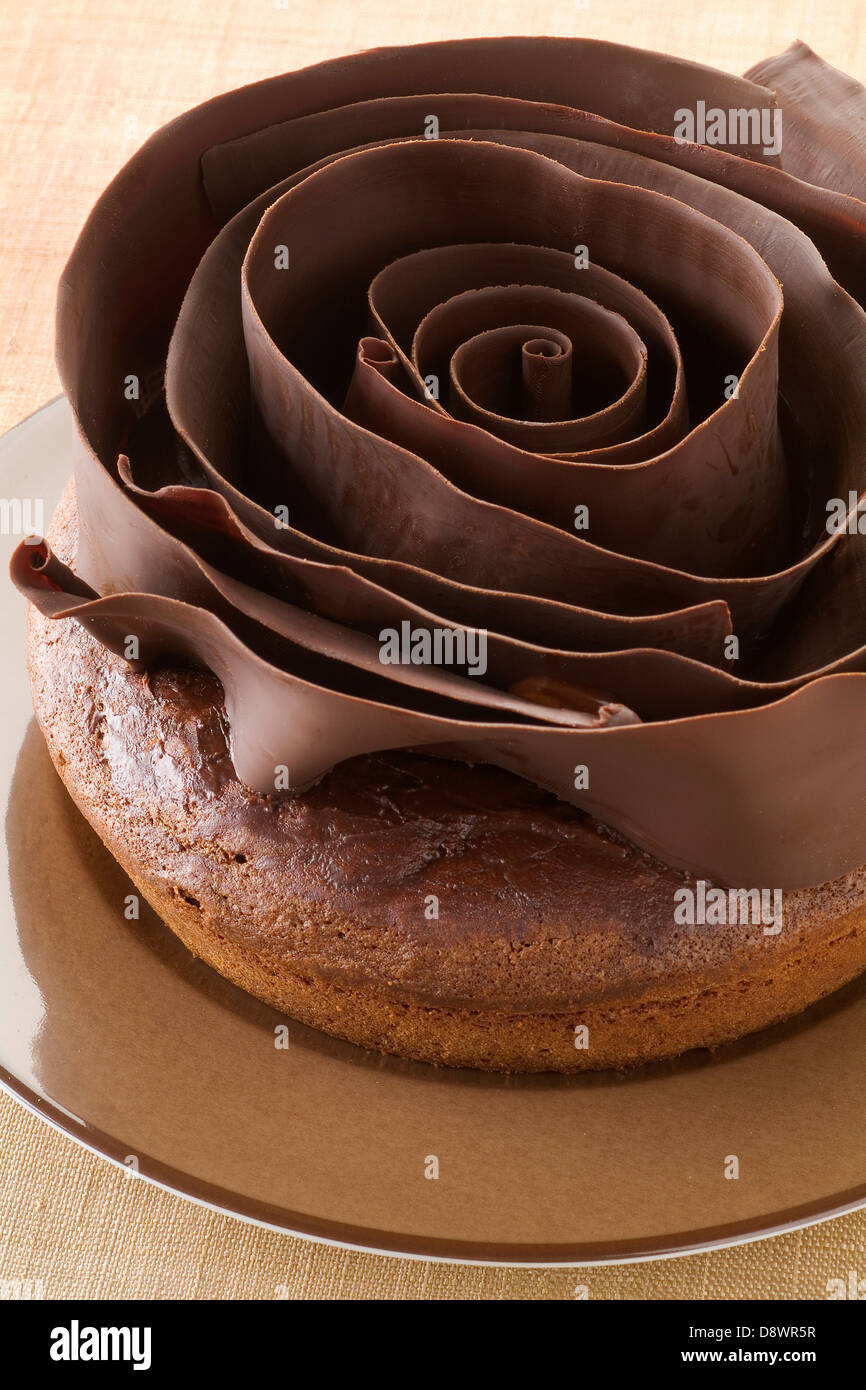 Décoration de gâteau au chocolat avec du chocolat Banque D'Images