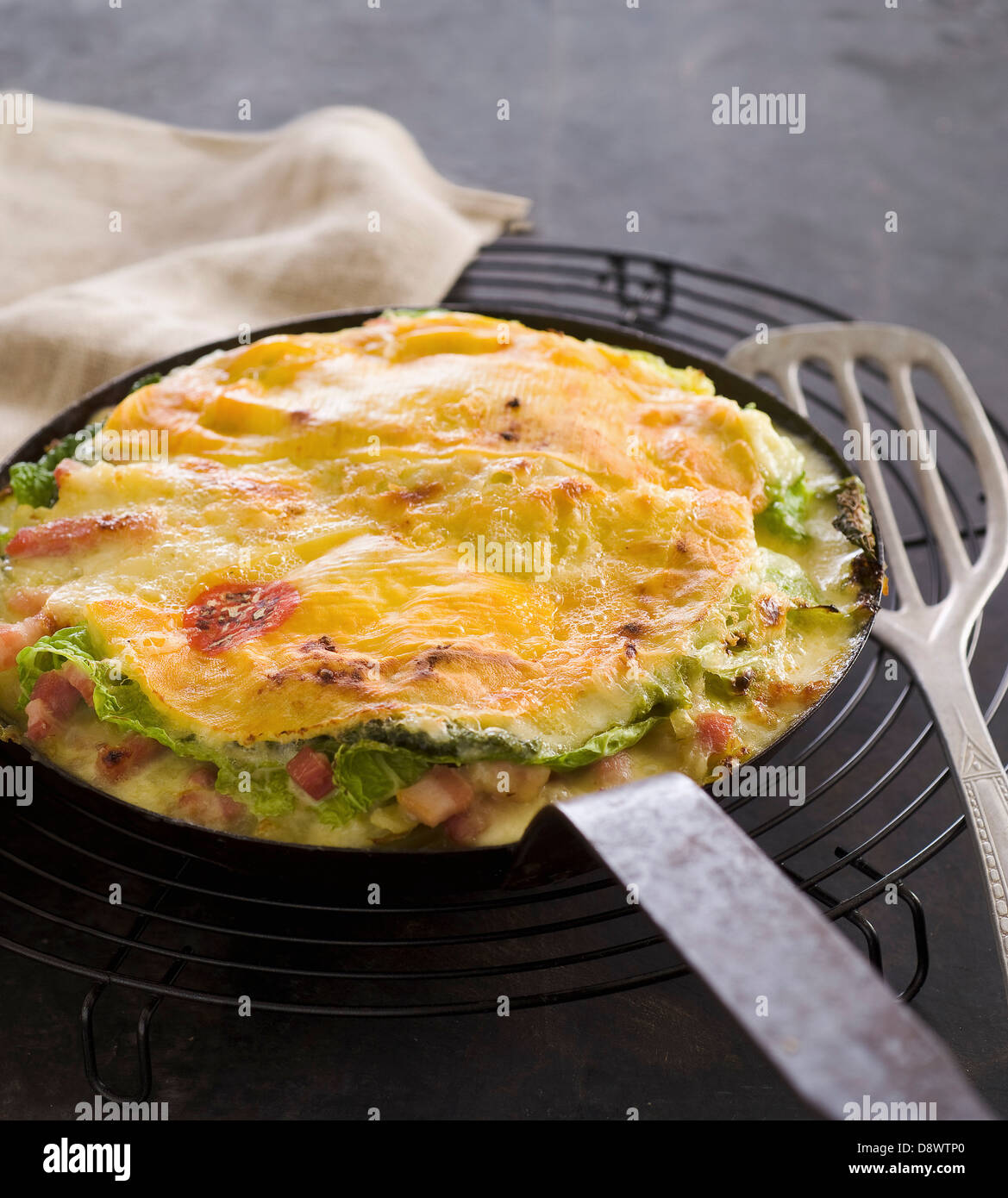 La Tartiflette avec le chou vert Banque D'Images