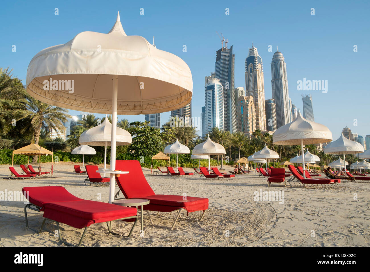 Toits de Dubaï et la plage de la seule et unique dans l'hôtel Mirage Dubaï Émirats Arabes Unis Banque D'Images