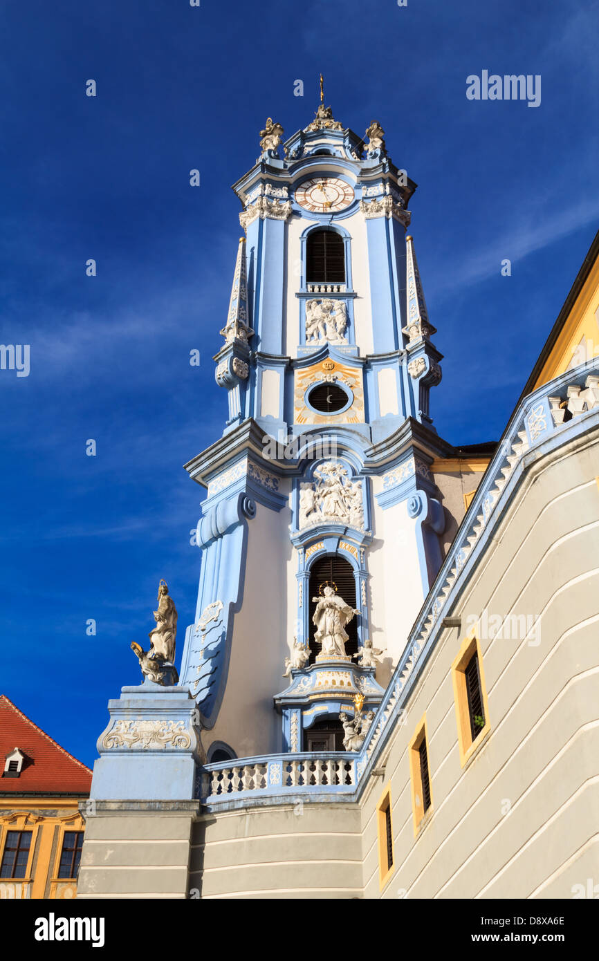 Le clocher de l'église à Dürnstein, Wachau, Autriche Banque D'Images