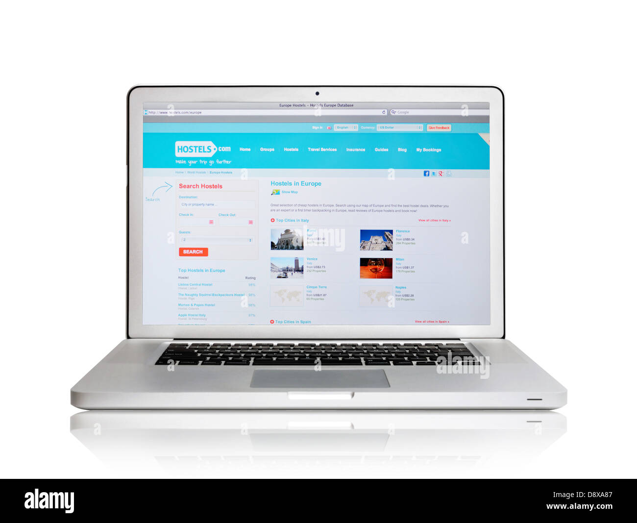 Un écran d'ordinateur portable montrant les auberges de site web - Recherche en ligne auberge Banque D'Images