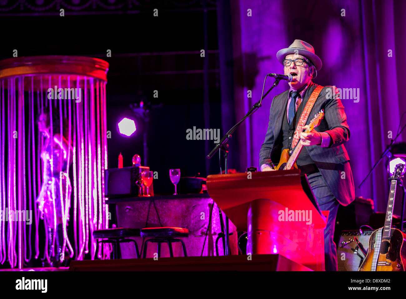 Londres, Royaume-Uni. 5 juin 2013. Elvis Costello au Royal Albert Hall de Londres, 5 juin 2013 Credit : Lucia Hrda/Alamy Live News Banque D'Images