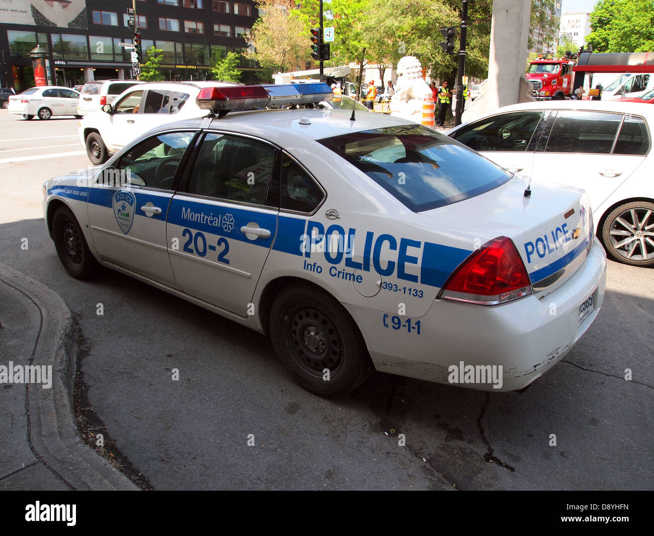 Police de montréal Banque de photographies et d’images à haute ...