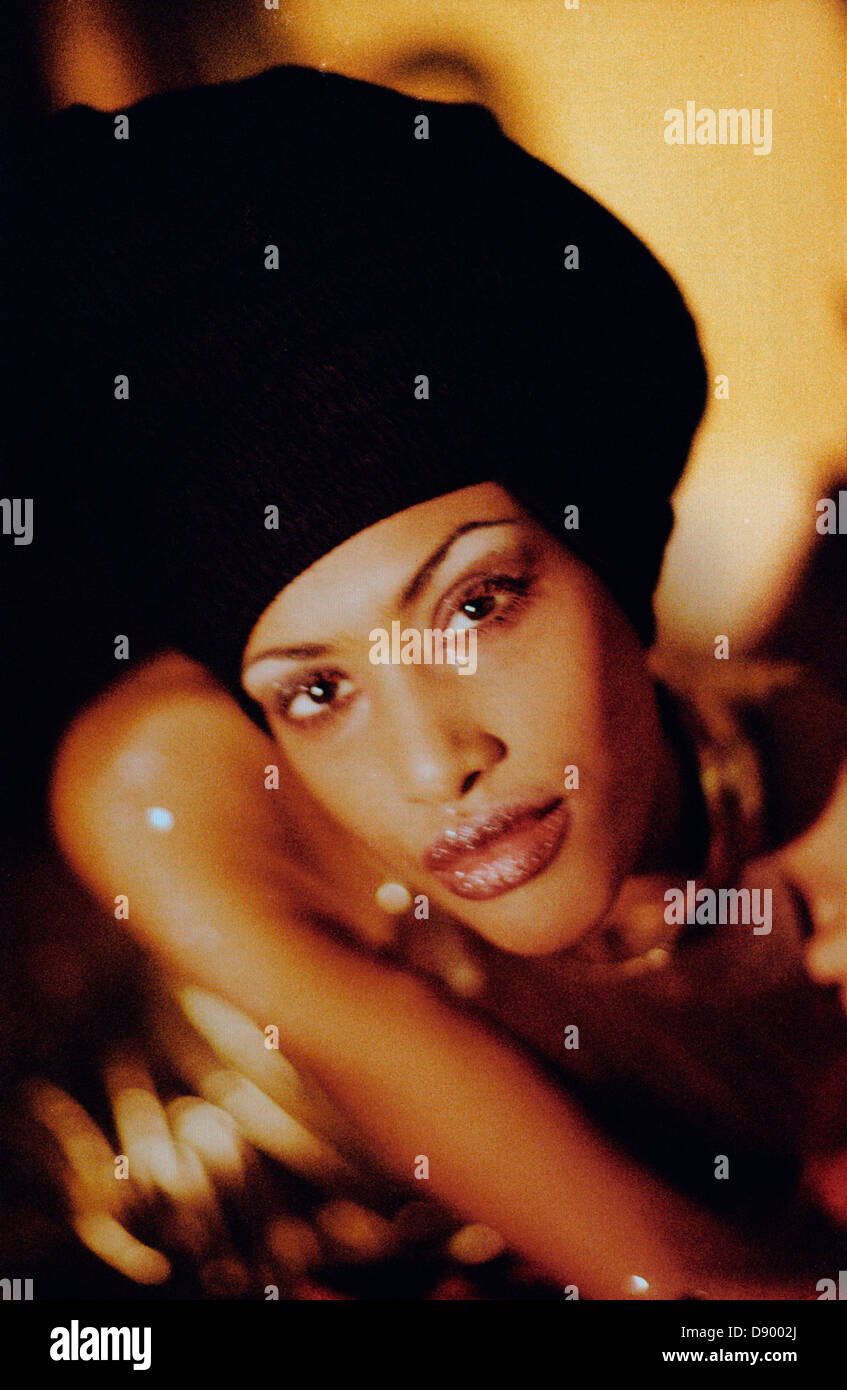 Portrait d'une jeune femme, polaroid. Banque D'Images