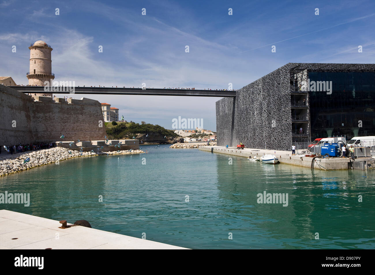 Marseille, France. 7 juin 2013. Premier jour de l'ouverture du MuCEM (Musée des civilisations de l'Europe et de la Méditerranée) à Marseille (13,France).Fort Saint-Jean et au MuCEM Crédit : Roland Bouvier/Alamy Live News Banque D'Images